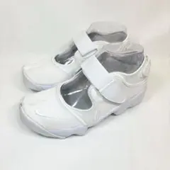 未使用級✨NIKE AIR RIFT 23cmエアリフト ホワイト タビ　白