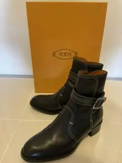 TOD’S 1度着用のみ 箱入り 美品 ショートブーツ サイドバックル トッズ