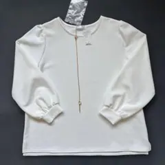 ホワイト 長袖ブラウス Lサイズ ネックレス付き　新品タグ付き