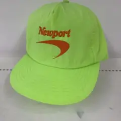 80s アメリカ製 Newport ニューポート メッシュキャップ ビンテージ 80s 90s USA Bourbin Street プリント メッシュ トラッカー