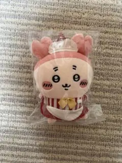 ちいかわ ちいかわレストラン ホール担当なマスコット 古本屋