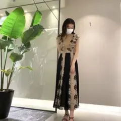 美品【フレイアイディー】エンブロイダリープリーツドレス