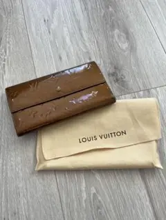 ルイヴィトン エナメル長財布