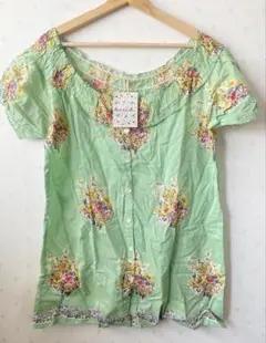 【未使用】オフショルダー　 花柄 半袖　シャツ　ブラウス　フリーサイズ　インド綿