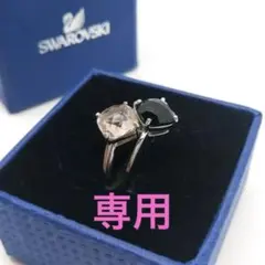 《極美品・格安出品!》スワロフスキー ラウンドスクエア ダブルリング