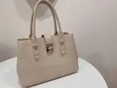 【美品】フルラ ハンドバッグ