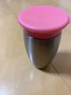 マンチキン　ステンレスカップ　蓋付き　ピンク