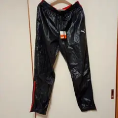 美品　PUMA ピステパンツ 黒/赤　ＸＯサイズ