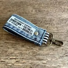 Item thumbnail for item bb41a888-a150-4d65-bc30-161c55e284bc