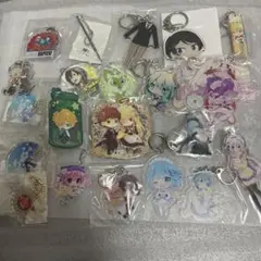 アクリルキーホルダーなどアニメ系グッズまとめ売り