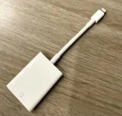 純正　Apple Lightning SDカードカメラリーダー
