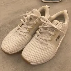 NIKE フィットネス　スニーカー　24.5cm