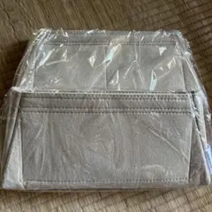 ベージュ フェルト バックインバック　カプシーヌMM