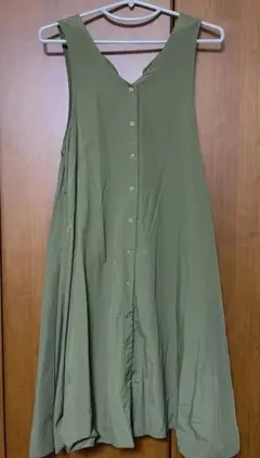 オリーブグリーン ノースリーブワンピース　値下げ