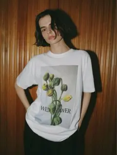 Ours flower×HER. Tシャツ ホワイト