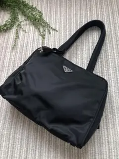 美品★プラダ ショルダーバック ★ナイロン ブラック