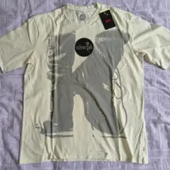 新品♦短期間限定、値下げしました♦リーバイス♦ダメージ加工半袖Ｔシャツ♦肌触り○