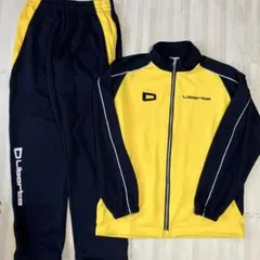 Item thumbnail for item afe710f7-6239-4ad1-804c-2090a6b5d26a