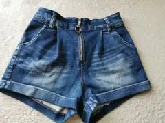 ジッパー付きデニムショートパンツ Mサイズ