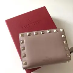 VALENTINO ヴァレンティノ 財布 ピンクベージュ スタッズ R8