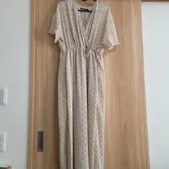 花柄クリーム色ラップワンピース