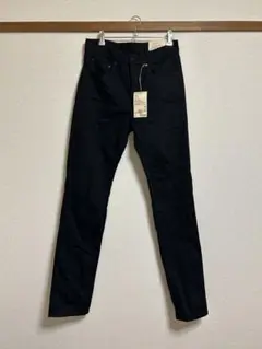 無印良品　スリムパンツ　ブラック