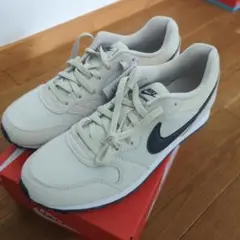 NIKE MD Runner 2
