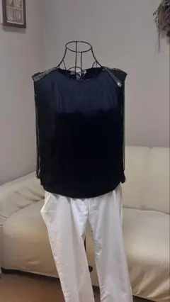 H&M. フリンジノースリーブ トップス