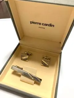 Pierre Cardin カフス　ネクタイピン　セット　箱付き