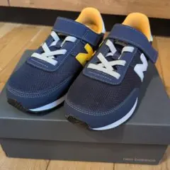 【新品未使用】new balance スニーカー ネイビー/イエロー/19cm