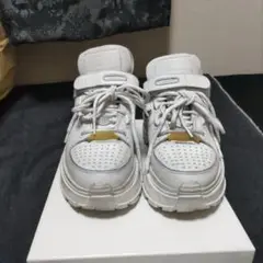 メゾンマルジェラ レトロフィット