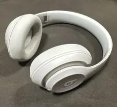 Item thumbnail for item 2fde6d09-b419-4631-9687-24eda3574f2d