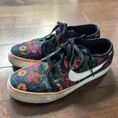 【25.5cm】Nike 花柄スニーカー