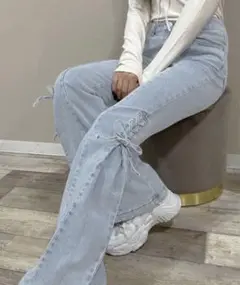 脇リボンレースアップデニムフレアパンツ