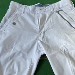 ルコックホワイトパンツ ジッパーポケット付き
