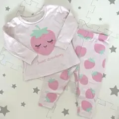 美品☆いちご柄ベビーパジャマ