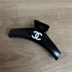 【残り僅か】CHANEL ブラック ヘアクリップ