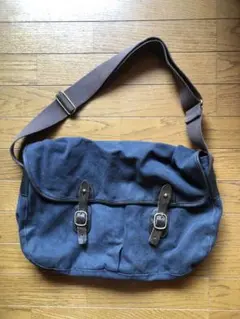 クオリティガンスリップス　quality gunslips ショルダーバッグ