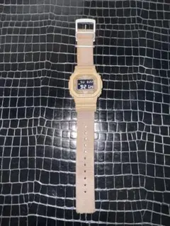 35周年限定モデル　G-SHOCK　DW-5600LU-8JF　迷彩　カモフラ 35周年限定モデル G-SHOCK DW-5600LU-8JF 迷彩 カモフラ - メルカリ
