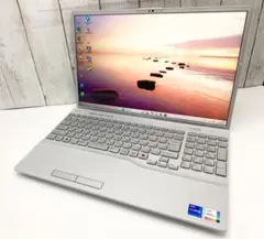 Windows11 Core i7-1255U SSD1TB メモリ32GB