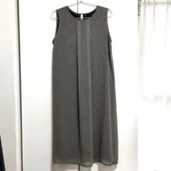 美品　ideal ノースリーブひざ丈ワンピース Mサイズ