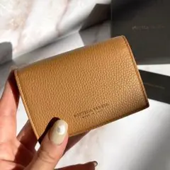 ボッテガヴェネタ 折り財布 コンパクトウォレット シンプル 高級レザー ブラウン