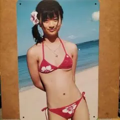 ブリキ看板新品　女性MISUZU