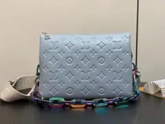 Louis Vuitton ライトブルー ショルダーバッグ