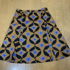 Item thumbnail for item cb73b44b-e0aa-4ee2-b27d-74b907ec818c