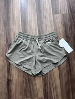 【新品】VUORI 水陸両用 ショートパンツ