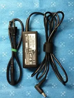 TOSHIBA 東芝 純正 ノートPC用ACアダプタ　　 実動品