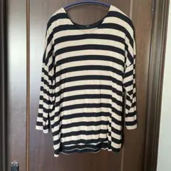 オーバーサイズ 黒とベージュ ストライプ Tシャツ 7分袖