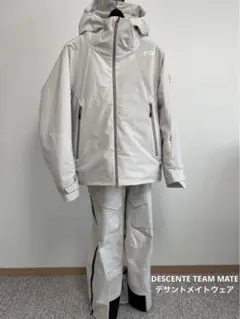 ★最新24年・美品★お洒落　非売品　選手用　デサントメイト　スキーウエア 上下 ☆24/25年・美品☆非売品 選手用 デサントメイト スキーウエア