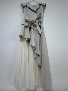 dazzlin アシメプリーツトレンチワンピース ベージュ